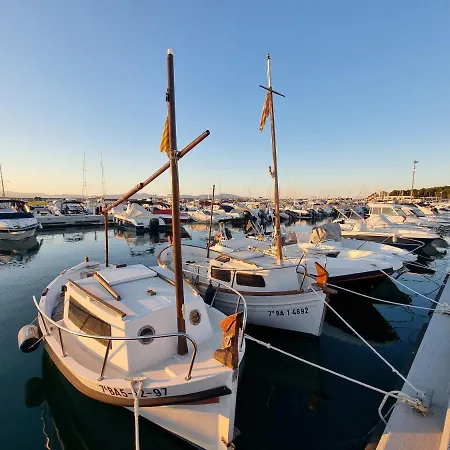 Port Escala Pb22 Apartment