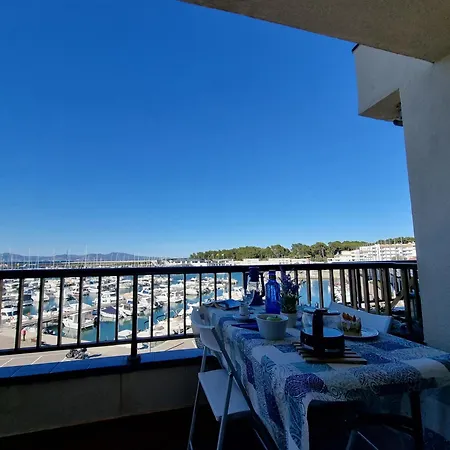 Port Escala Pb22